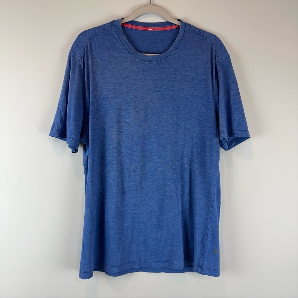 Lululemon Men’s Blue Short Sleeve Athleisure Casual Tee Shirt Size Large